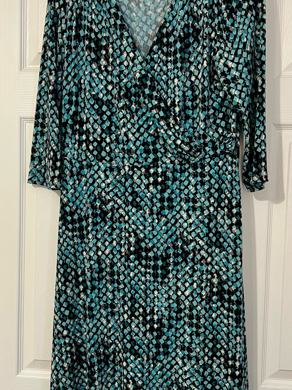 Women’s Teal Patterned Wrap Dress size 12/14